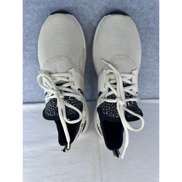 New Balance Women's Sz 8.5 Beige Nergize Sport Running Shoes Cheetah Print - Picture 5 of 11